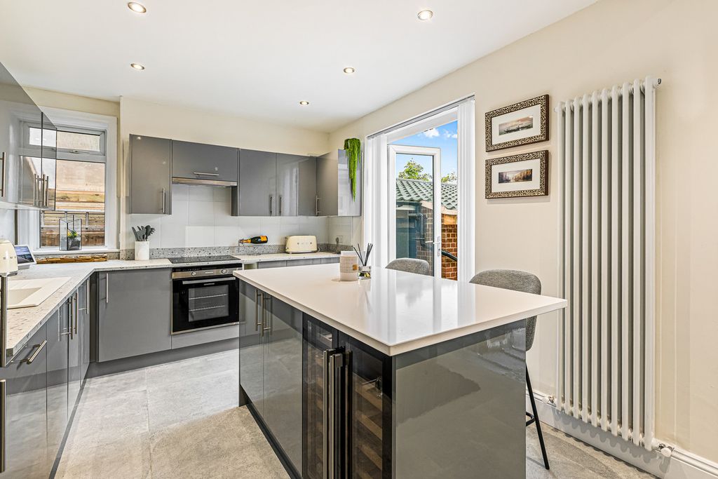 Additional image 2 of 3 bed detached house for salePine Road, Glenfield LE3