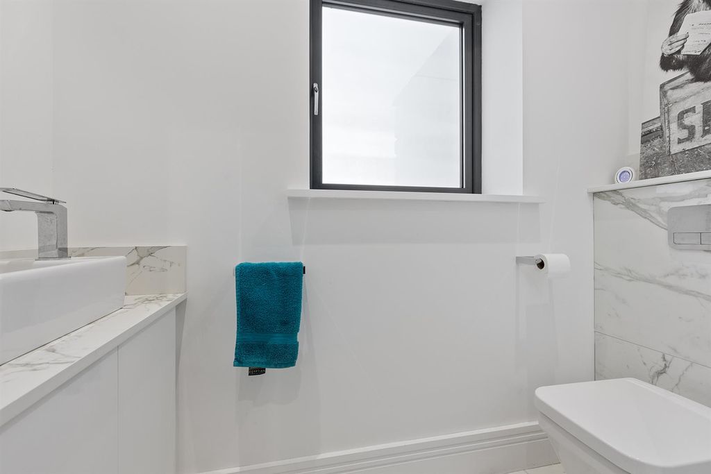 Additional image 8 of 5 bed detached house for saleThe Village, Earswick, York YO32