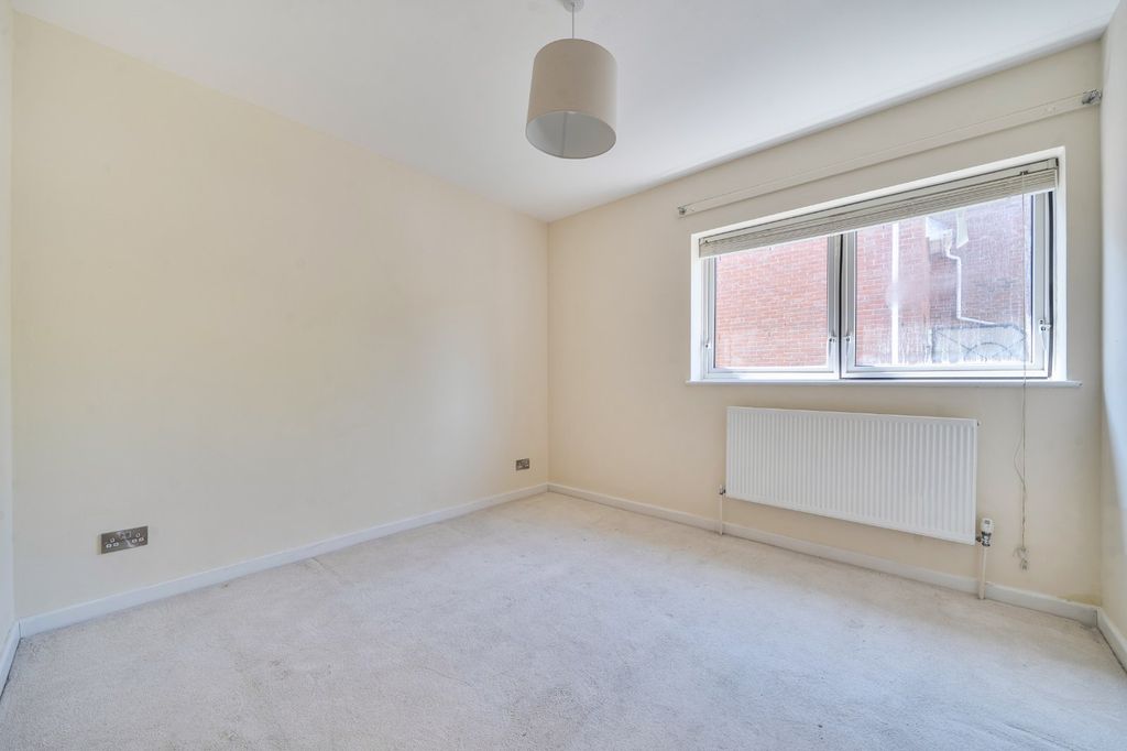 Additional image 5 of 4 bed semi-detached house for saleBrookvale Road, Highfield, Southampton, Hampshire SO17