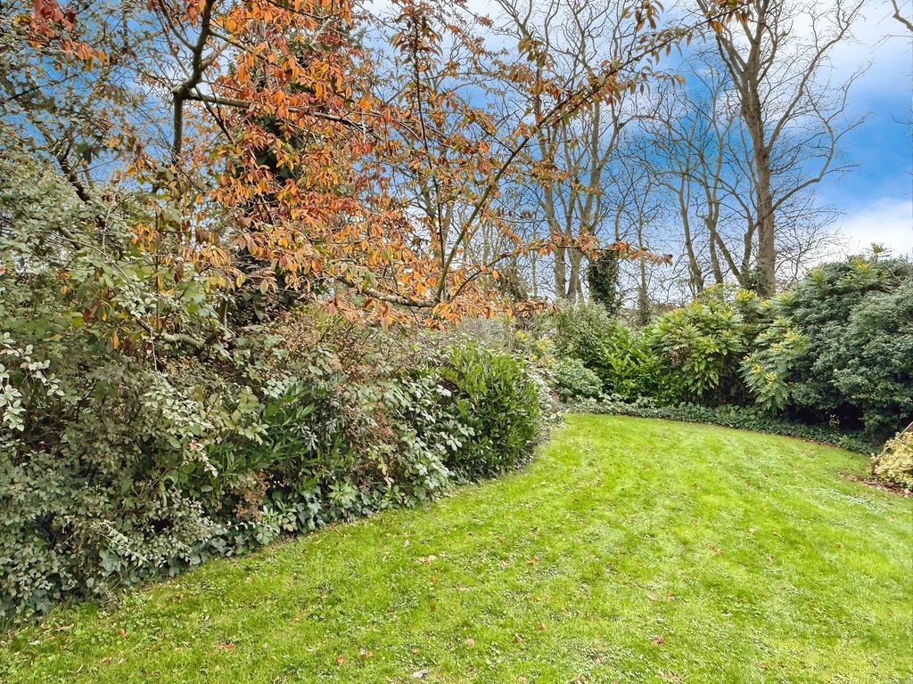 Additional image 14 of 2 bed flat for saleHoneywell Close, Oadby LE2
