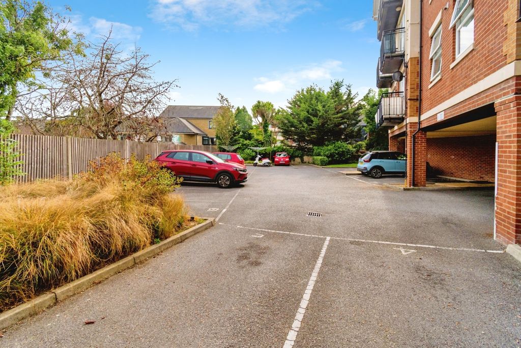 Additional image 14 of 2 bed flat for saleHill Lane, Southampton, Hampshire SO15