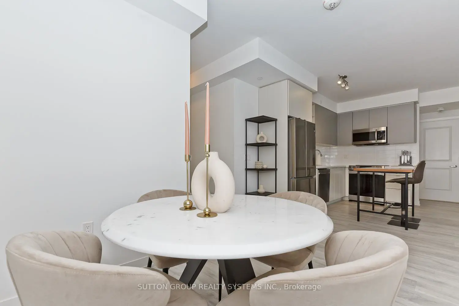 Additional image 2 of 4655 Metcalfe Avenue 1409