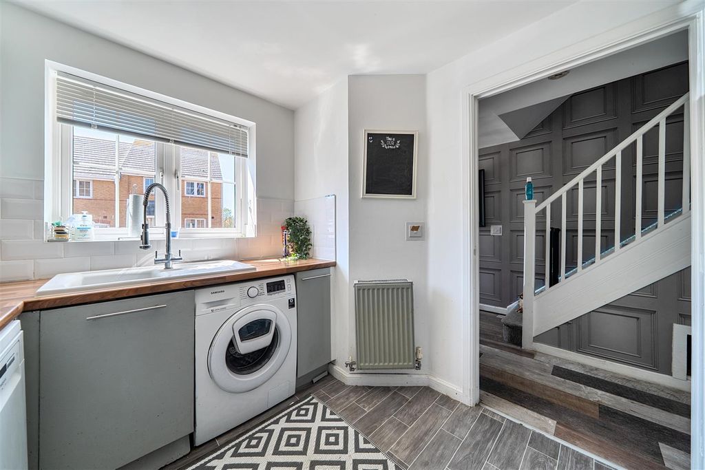 Additional image 12 of 3 bed semi-detached house for saleSaxon Shore Road, Portsmouth PO6