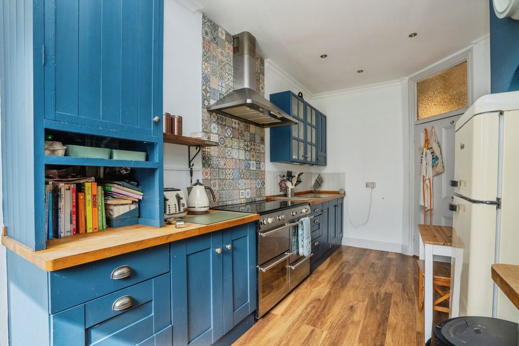 Additional image 13 of 3 bed terraced house for saleLaburnum Grove, Portsmouth, Hampshire PO2
