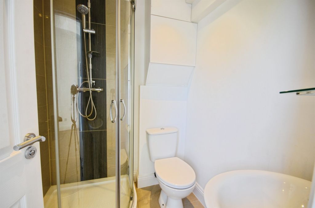 Additional image 8 of 2 bed flat for saleGrosvenor Square, Southampton SO15