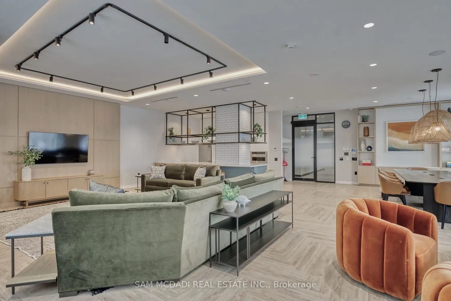 Additional image 13 of 2495 Eglinton Avenue 514