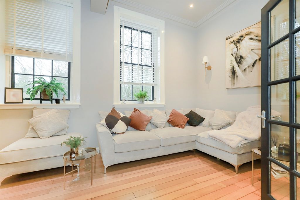Additional image 5 of 2 bed flat for saleEdward Lisle Gardens, Tettenhall, Wolverhampton WV6