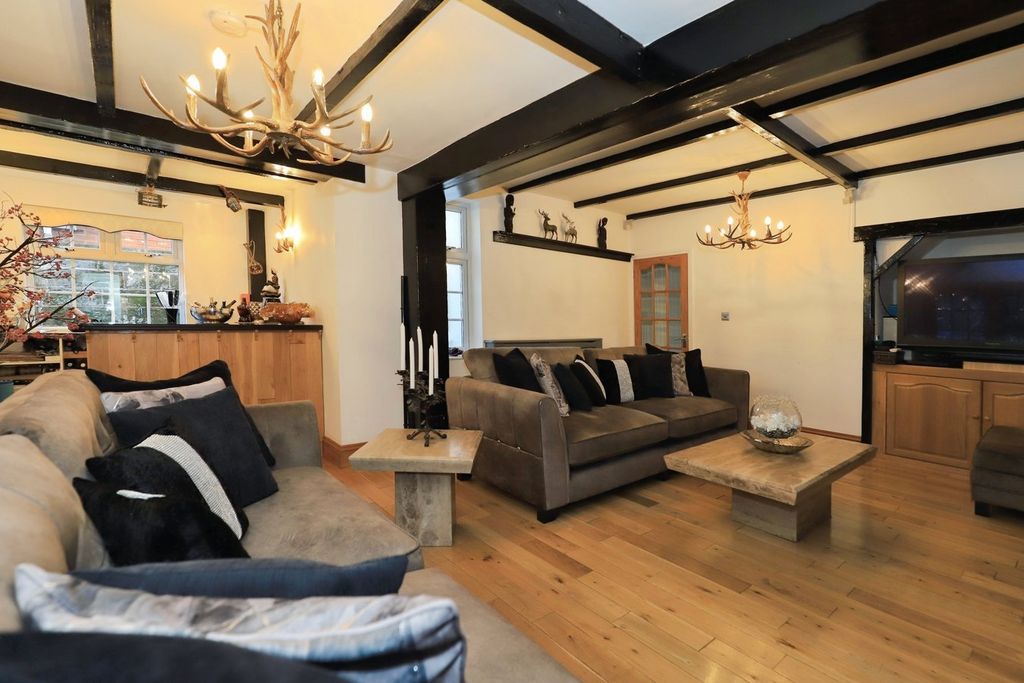 Additional image 3 of 4 bed detached house for saleStourbridge Road, Wolverhampton WV4