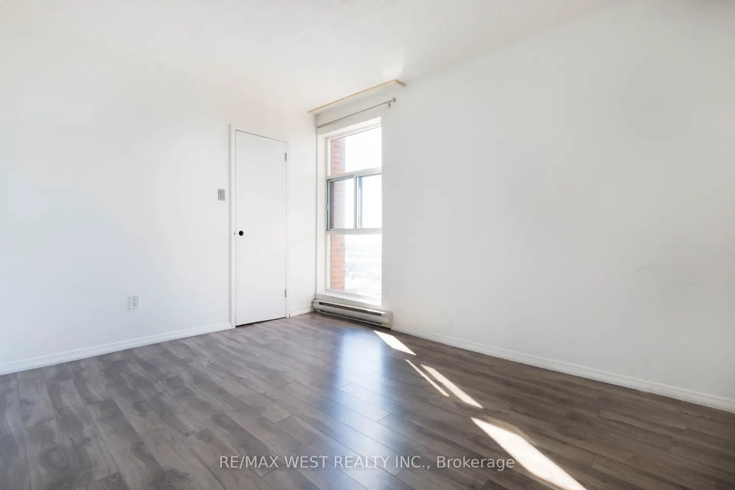 Additional image 16 of 3025 Queen Frederica Drive 1503