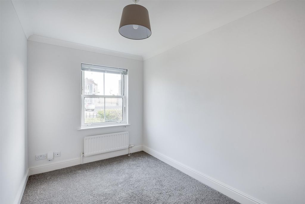 Additional image 16 of 2 bed flat for saleWhite Hart Road, Portsmouth PO1