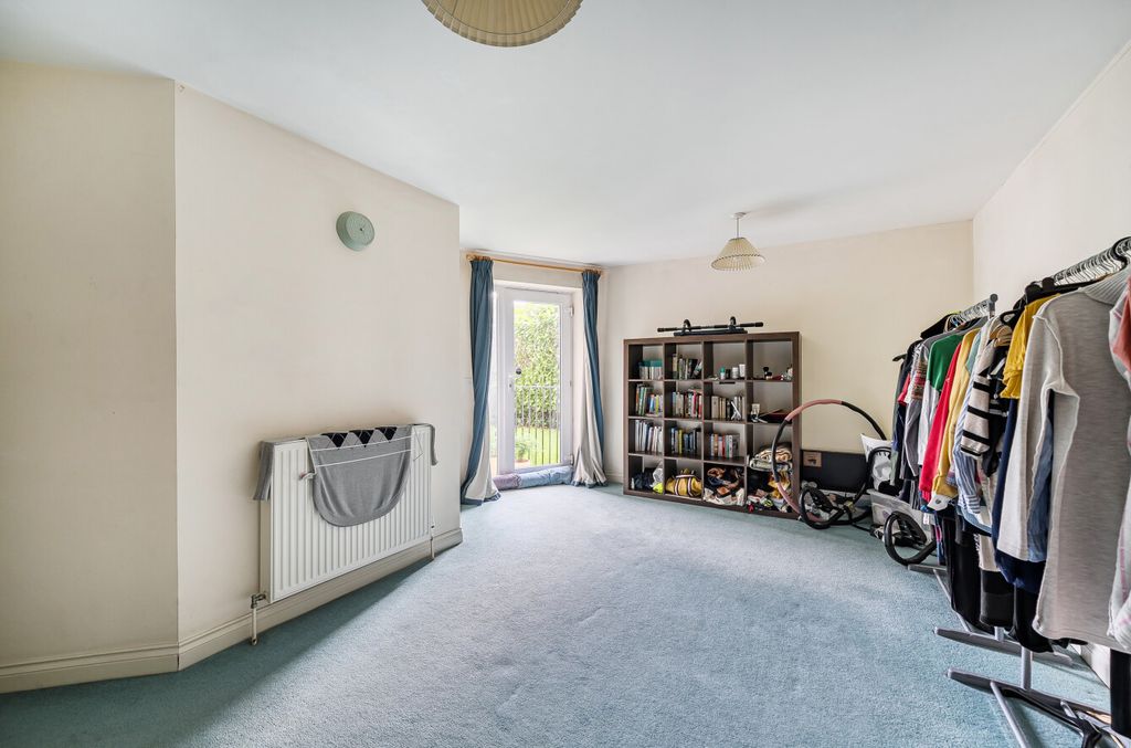 Additional image 9 of 2 bed flat for saleThe Dell, Southampton, Hampshire SO15