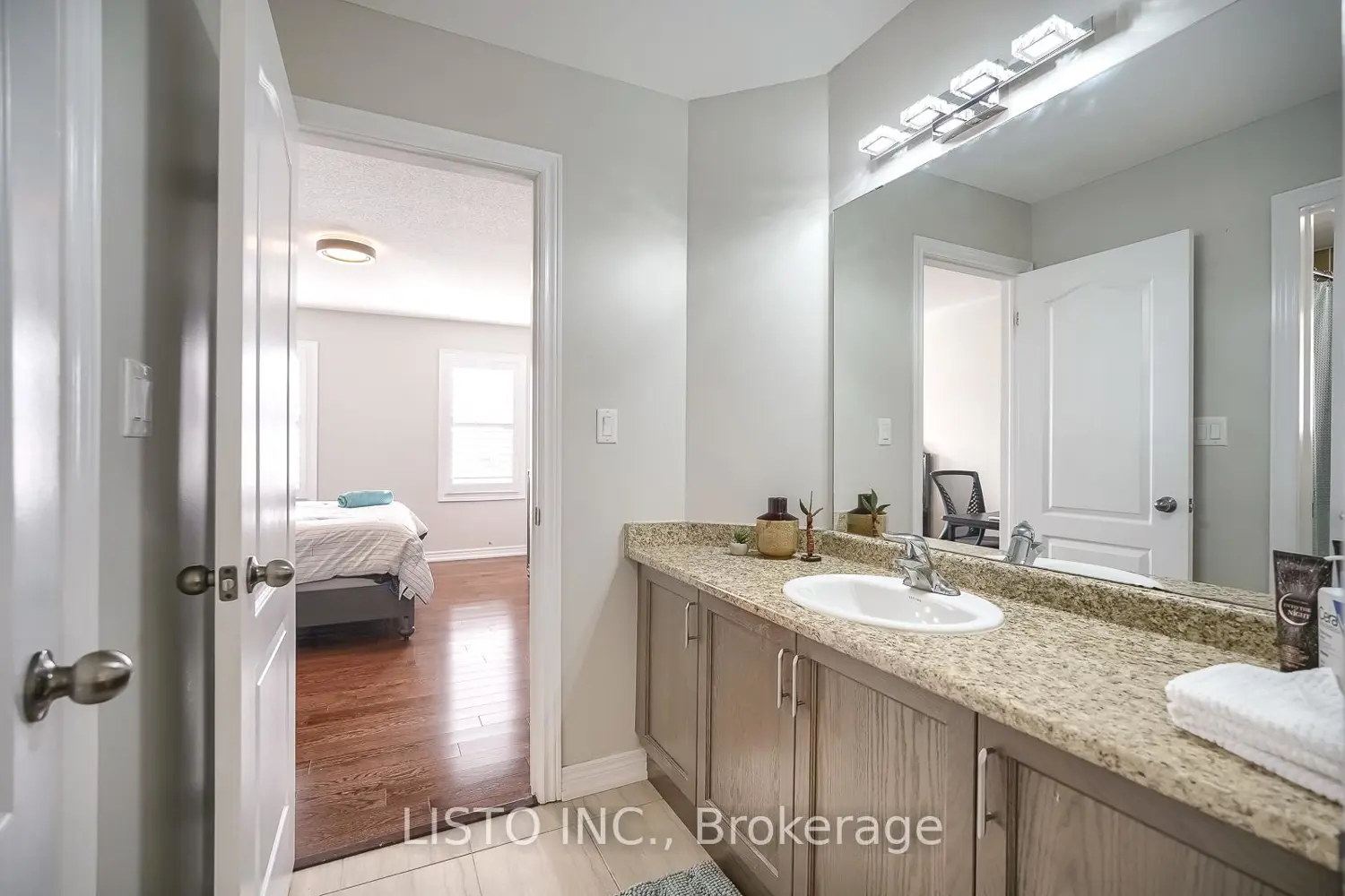 Additional image 14 of 50 Henry Smith Avenue