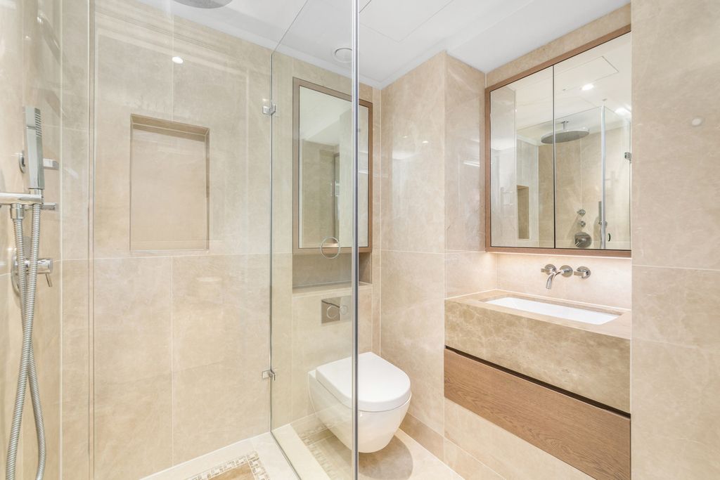 Additional image 14 of 2 bed flat for saleStar & Garter House, Richmond TW10