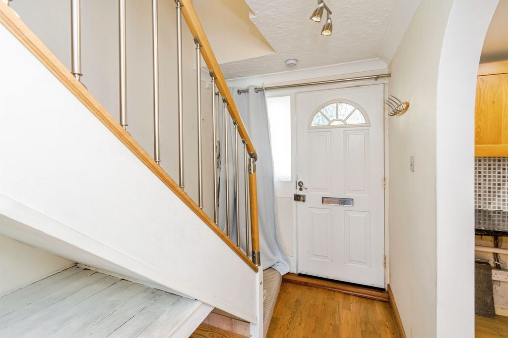 Additional image 7 of 2 bed flat for saleTaranto Road, Southampton SO16