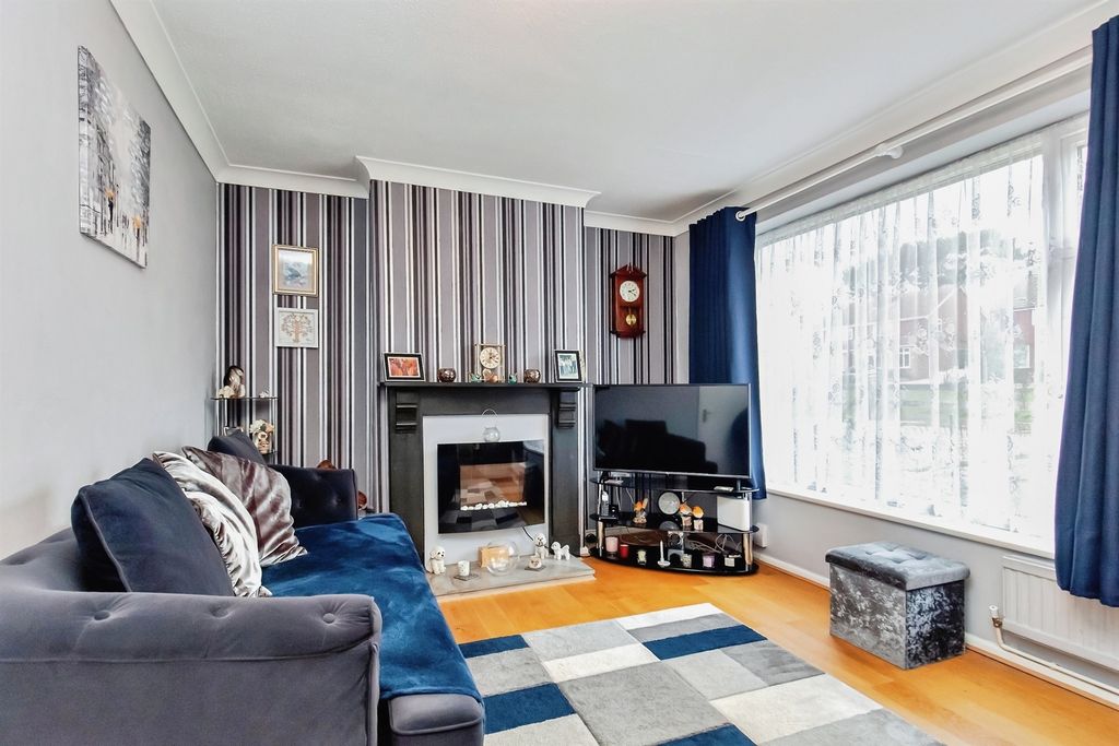 Additional image 2 of 3 bed semi-detached house for saleArden Way, Market Harborough LE16