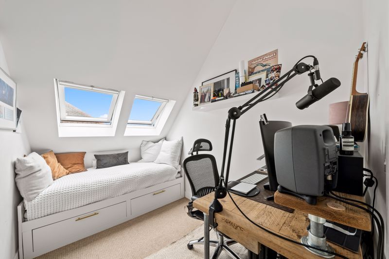 Additional image 18 of 2 bed flat for saleSt. Philips Avenue, Worcester Park KT4