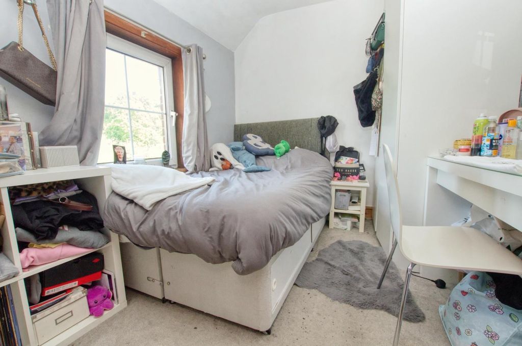 Additional image 10 of 3 bed semi-detached house for saleCornwall Road, Southampton SO18