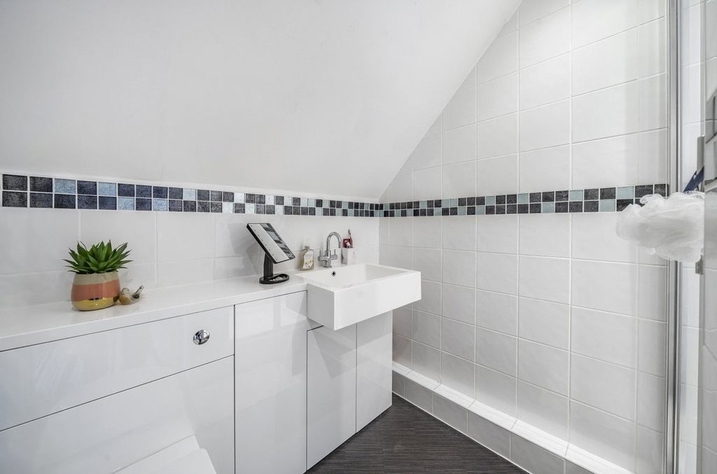 Additional image 17 of 5 bed end terrace house for saleSilver Street, Wincanton, Somerset BA9