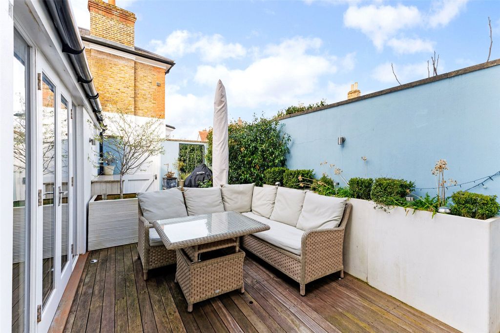Additional image 21 of 4 bed terraced house for saleKings Road, Windsor, Berkshire SL4