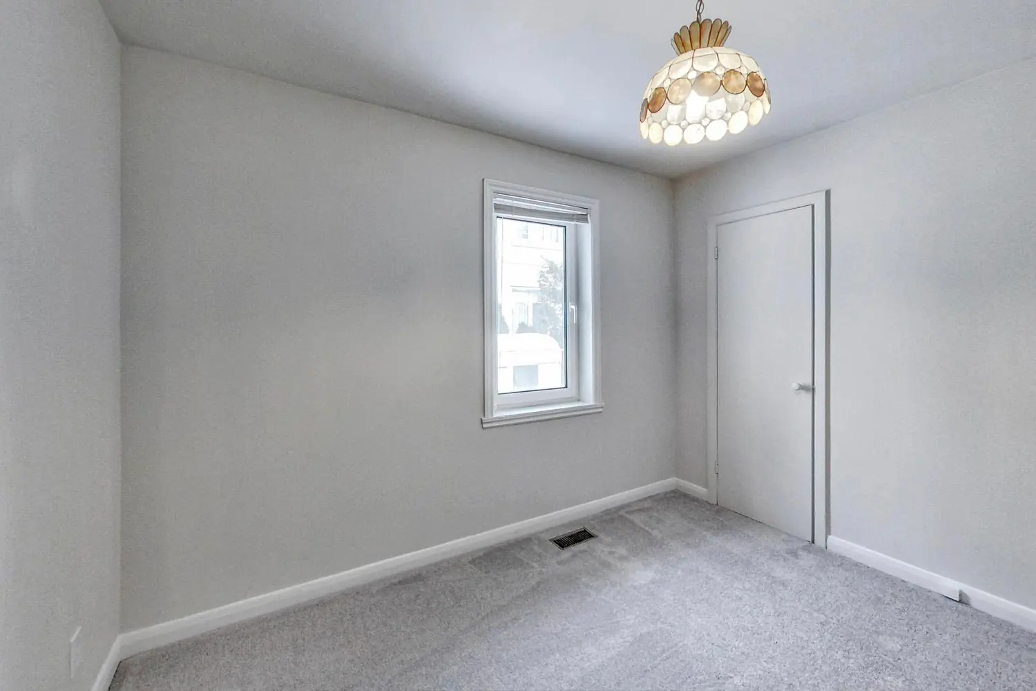Additional image 10 of 9 Beaverbrook Avenue