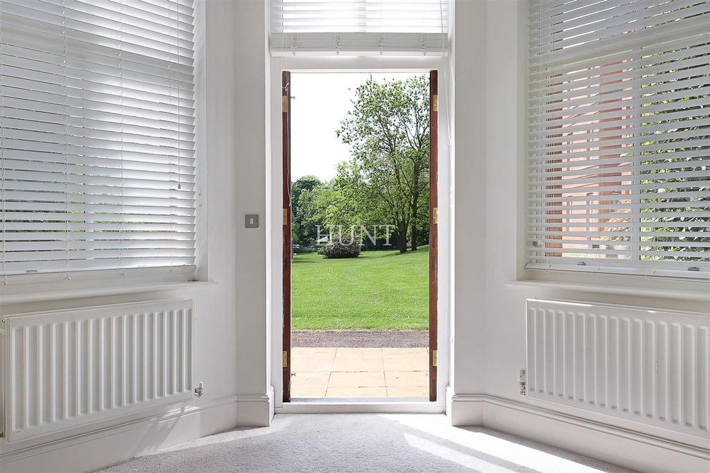 Additional image 8 of 4 bed flat for saleDevonshire House, Repton Park, Woodford Green IG8
