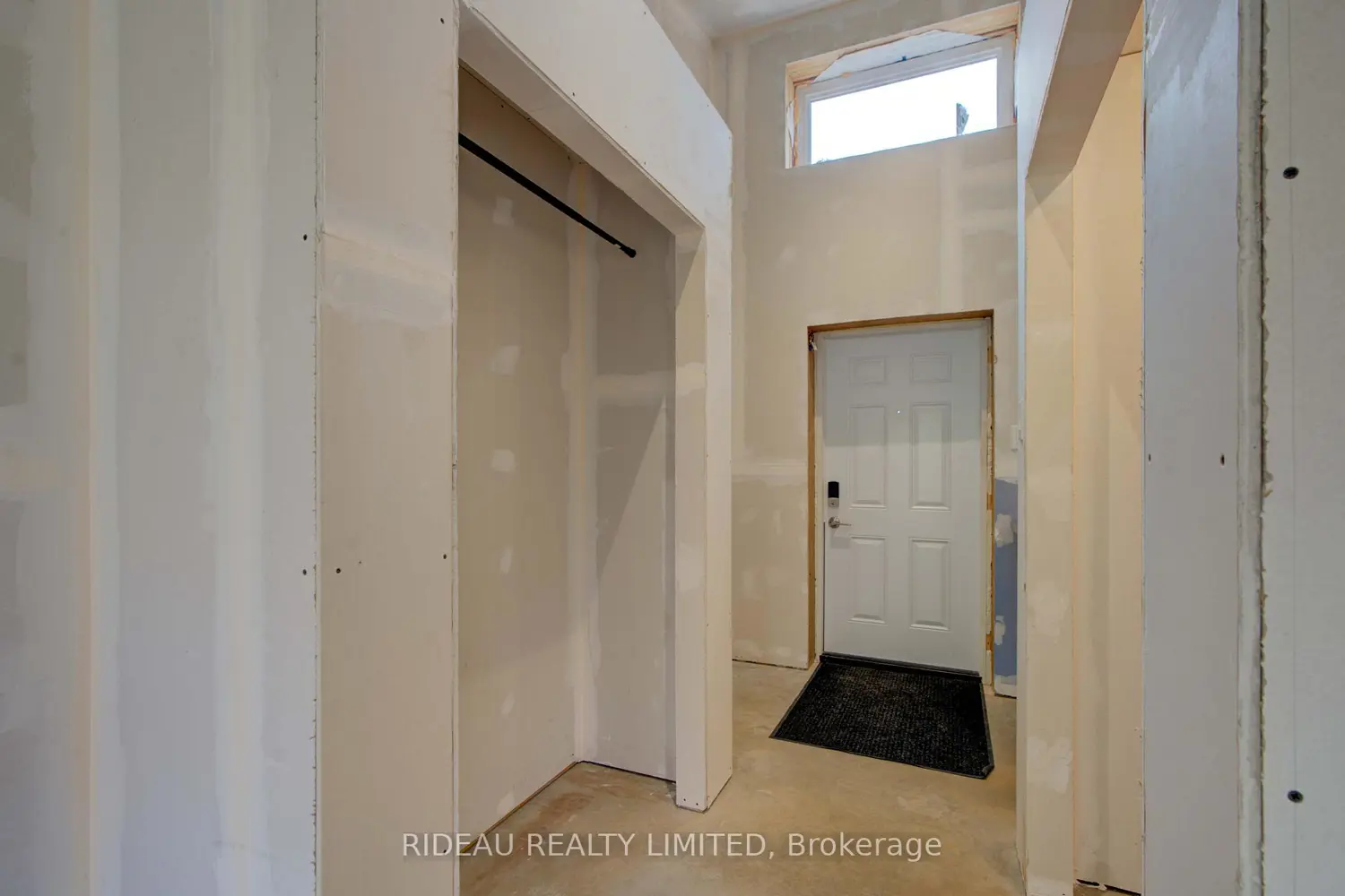 24 Briar Hill Road photo 2