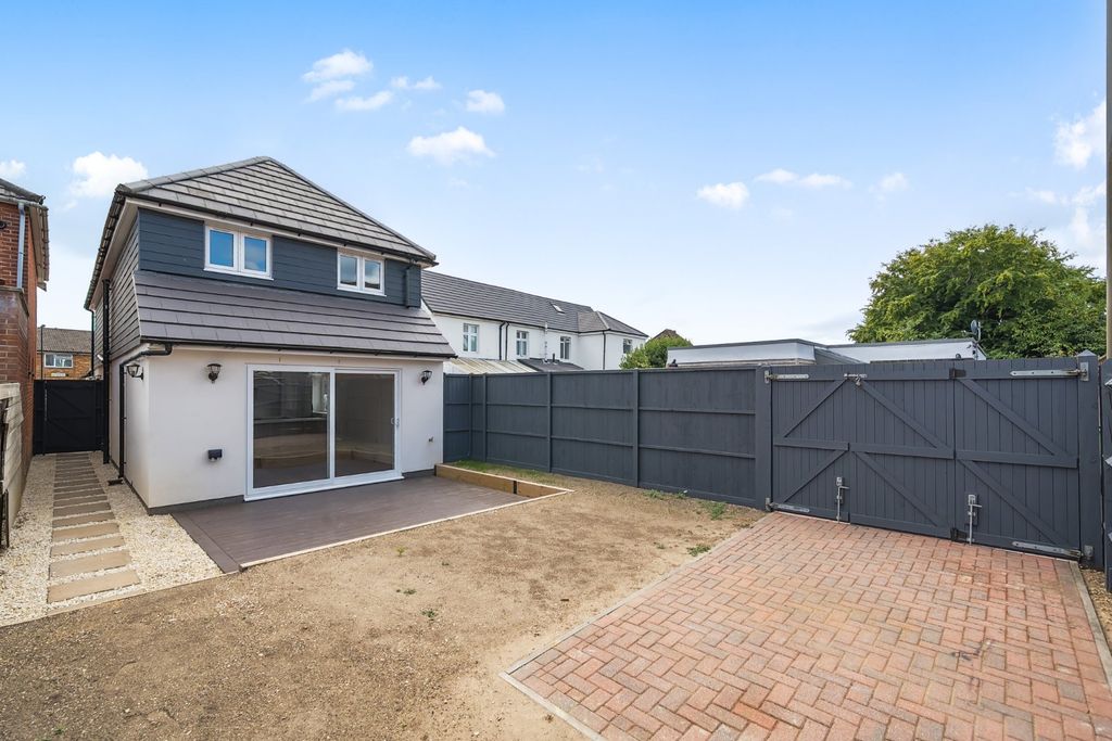 3 bed detached house for saleNorth East Road, Southampton, Hampshire SO19