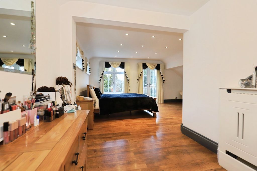 Additional image 17 of 4 bed detached house for saleStourbridge Road, Wolverhampton WV4