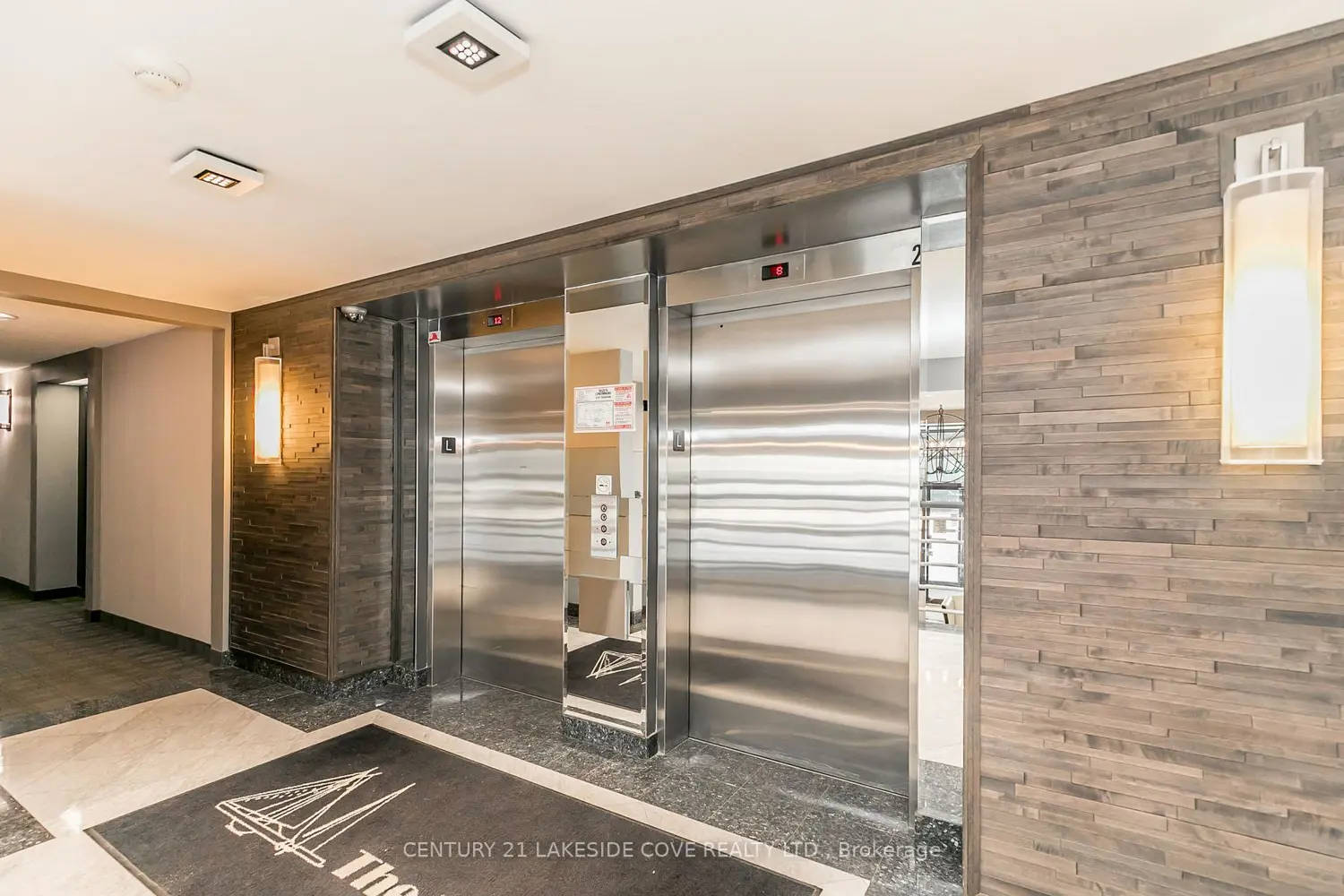 75 Ellen Street 711 photo 5