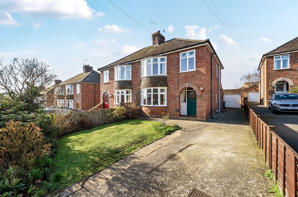 3 bed semi-detached house for saleHome Drive, Yeovil, Somerset BA21