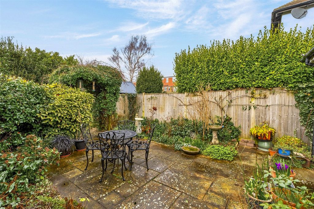 Additional image 21 of 3 bed detached house for saleHaynes Road, Worthing, West Sussex BN14