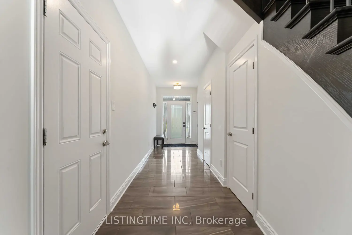 704 Brian Good Avenue photo 3
