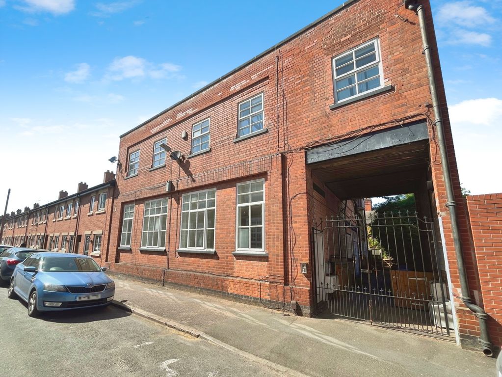 2 bed flat for saleNugent Street, Leicester, Leicestershire LE3