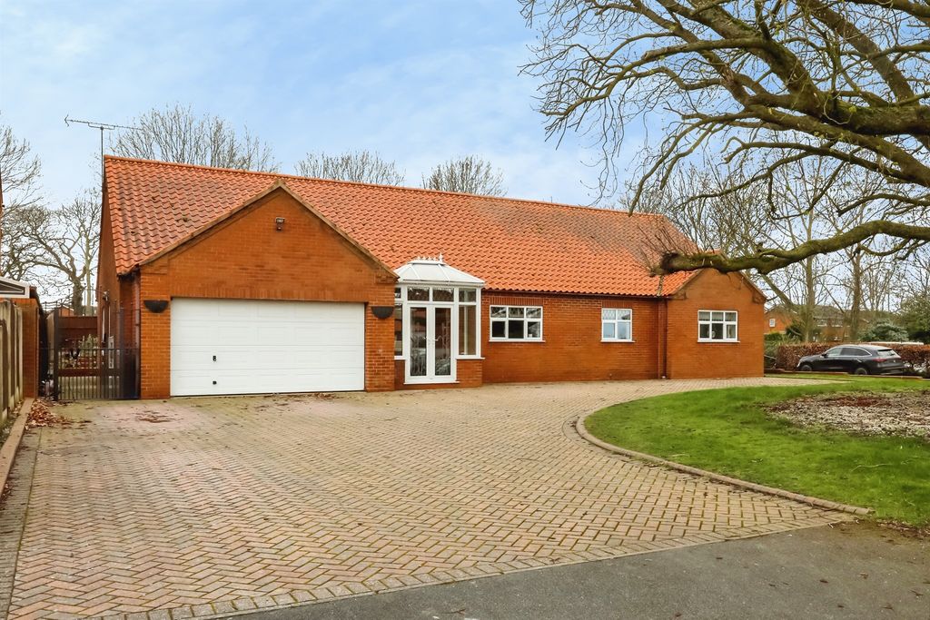 4 bed detached bungalow for saleForest Hill Park, Worksop S81