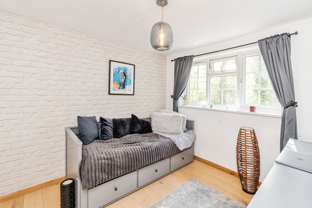 Additional image 11 of 3 bed semi-detached house for saleGoldcrest Gardens, Southampton, Hampshire SO16