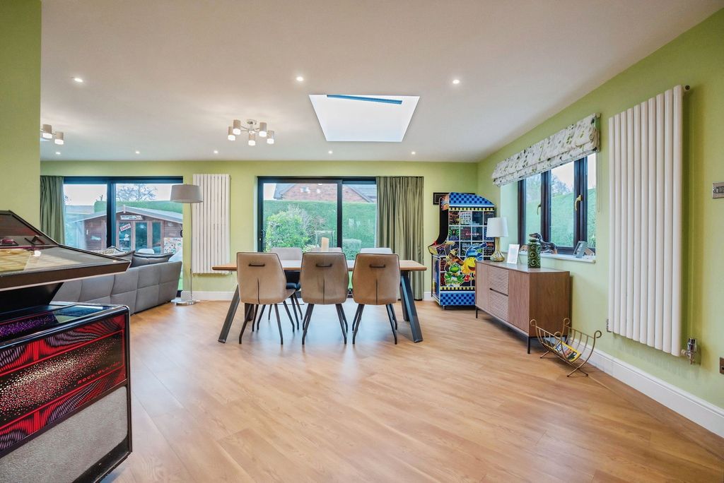 Additional image 15 of 4 bed detached house for saleHough Green Road, Widnes WA8