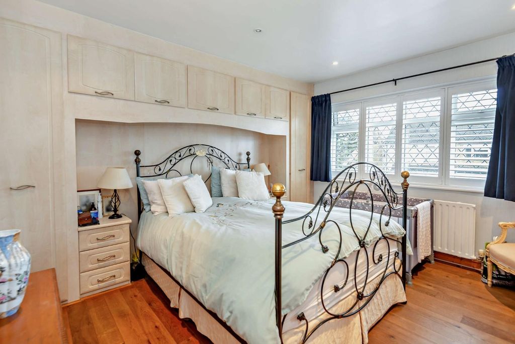 Additional image 20 of 4 bed detached house for saleClockhouse Lane, Ashford TW15