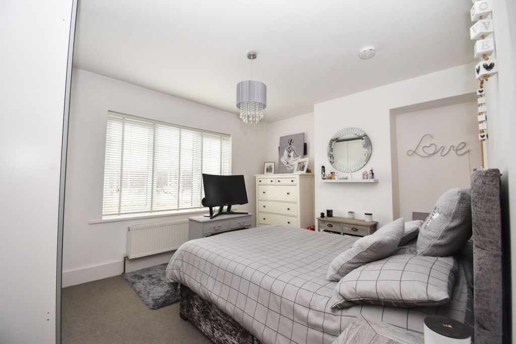 Additional image 12 of 3 bed semi-detached house for saleThe Common, Barwell, Leicester LE9