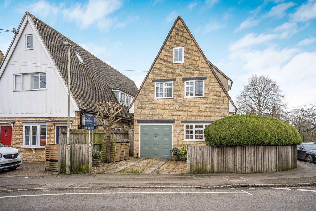 Additional image 21 of 4 bed detached house for saleShipton Road, Woodstock OX20