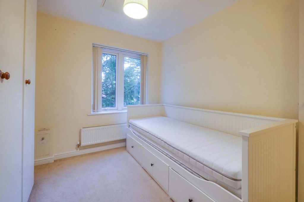 Additional image 11 of 2 bed flat for saleHermitage Court, Oadby LE2