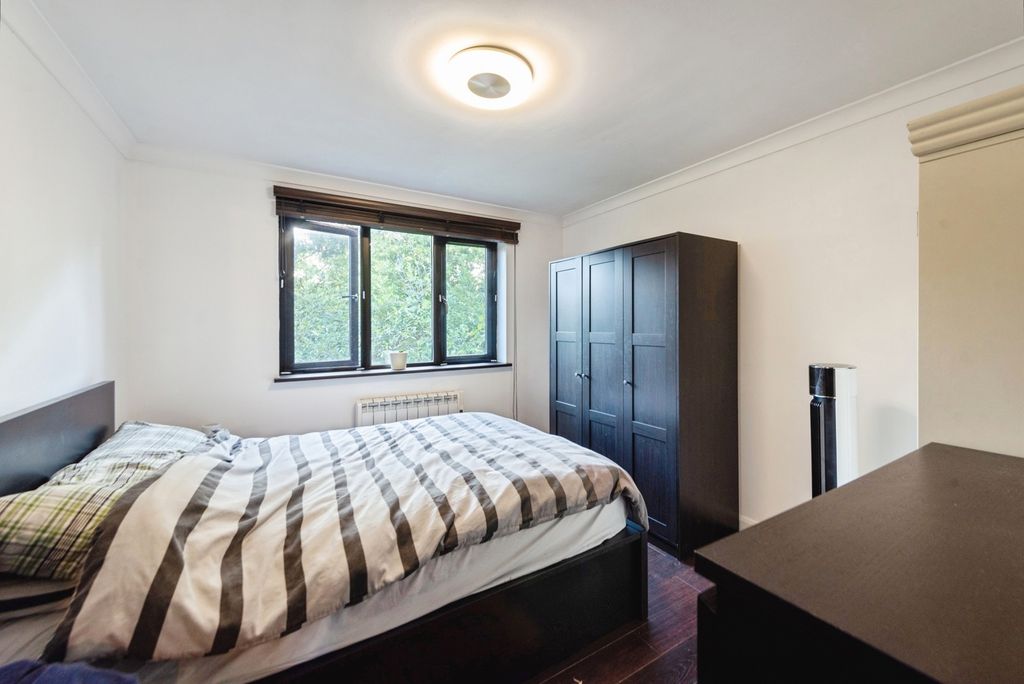 2 bed flat for saleTwin Oaks, 306A Spring Road, Southampton, Hampshire SO19 photo 4