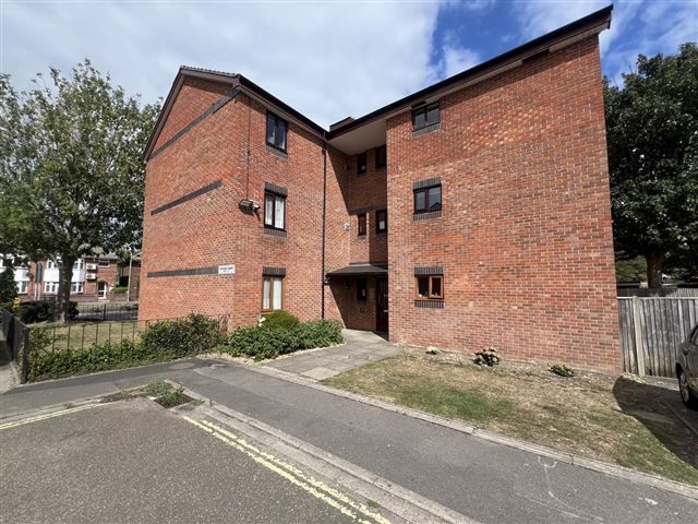 1 bed property for saleNew Priory Gardens, Portchester, Fareham, Hampshire PO16