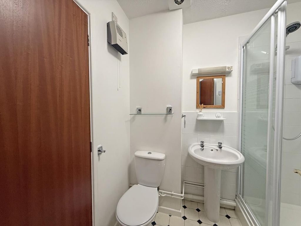 Additional image 9 of 1 bed flat for salePinewood Drive, Woolwell, Plymouth PL6