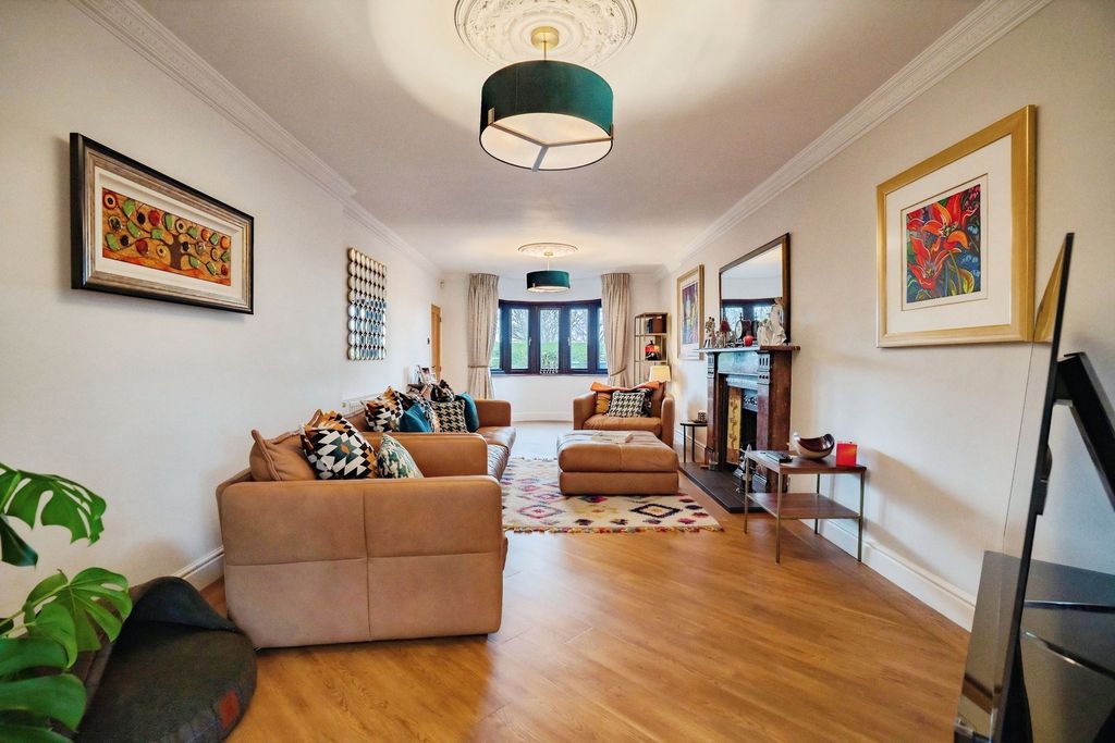 Additional image 13 of 4 bed detached house for saleHough Green Road, Widnes WA8