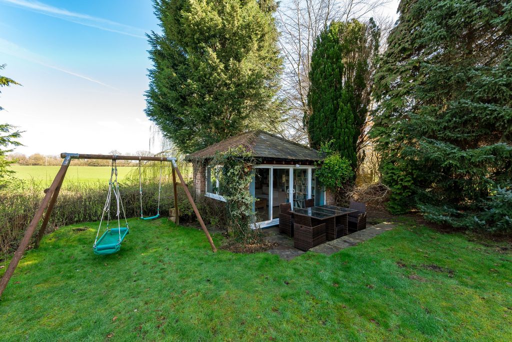 Additional image 18 of 6 bed detached house for saleBrowns Lane, Wilmslow, Cheshire SK9
