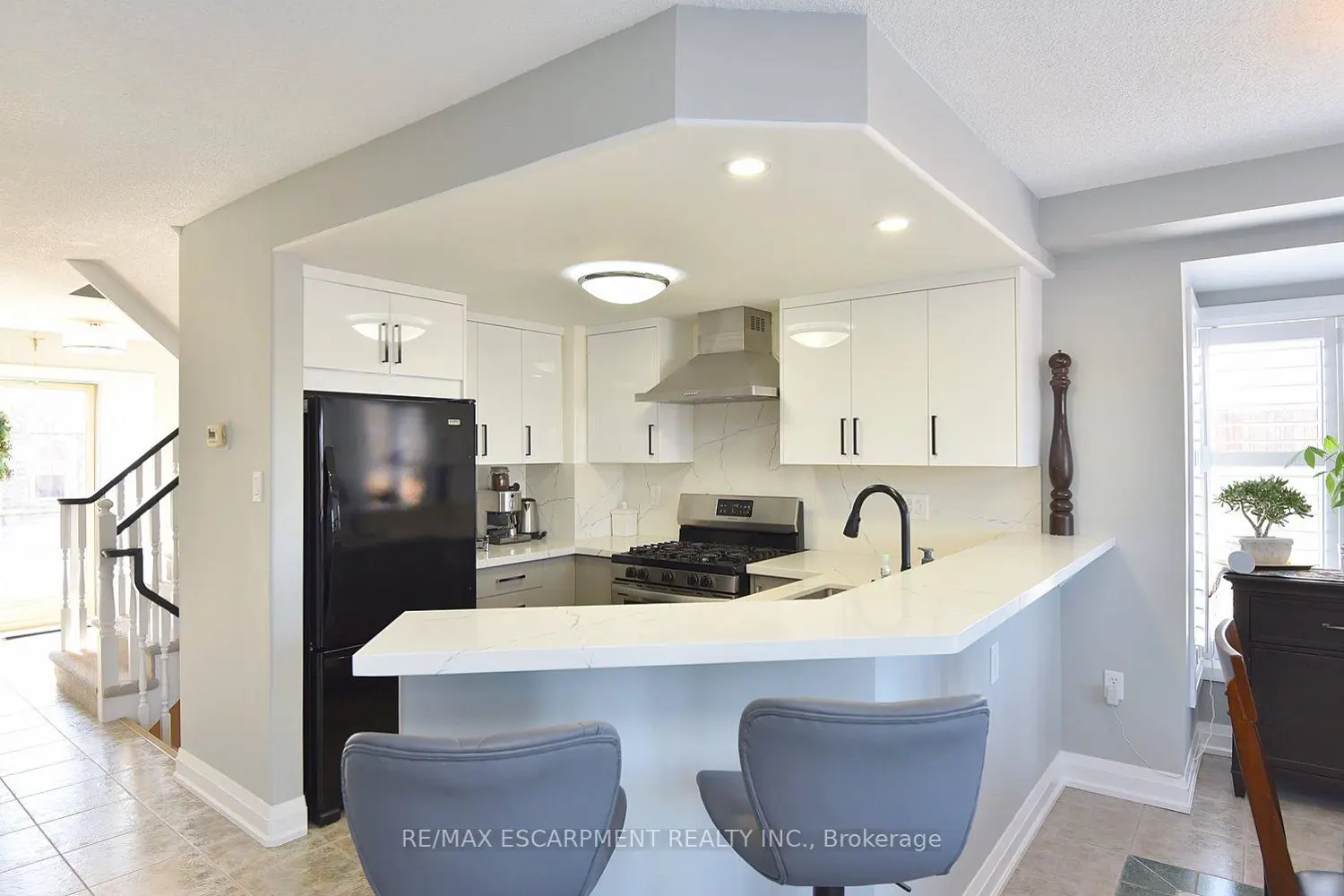 Additional image 6 of 2774 King Street 36