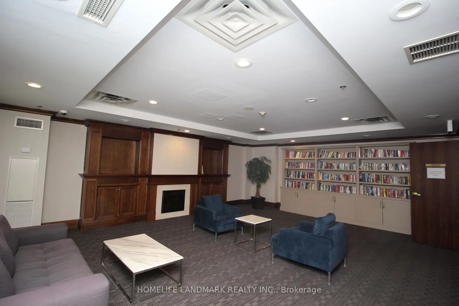 Additional image 11 of 11 Oneida Crescent 708