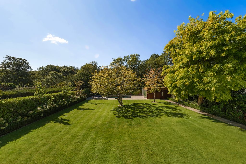 Additional image 3 of 7 bed property for saleSudbrook Gardens, Richmond, London TW10