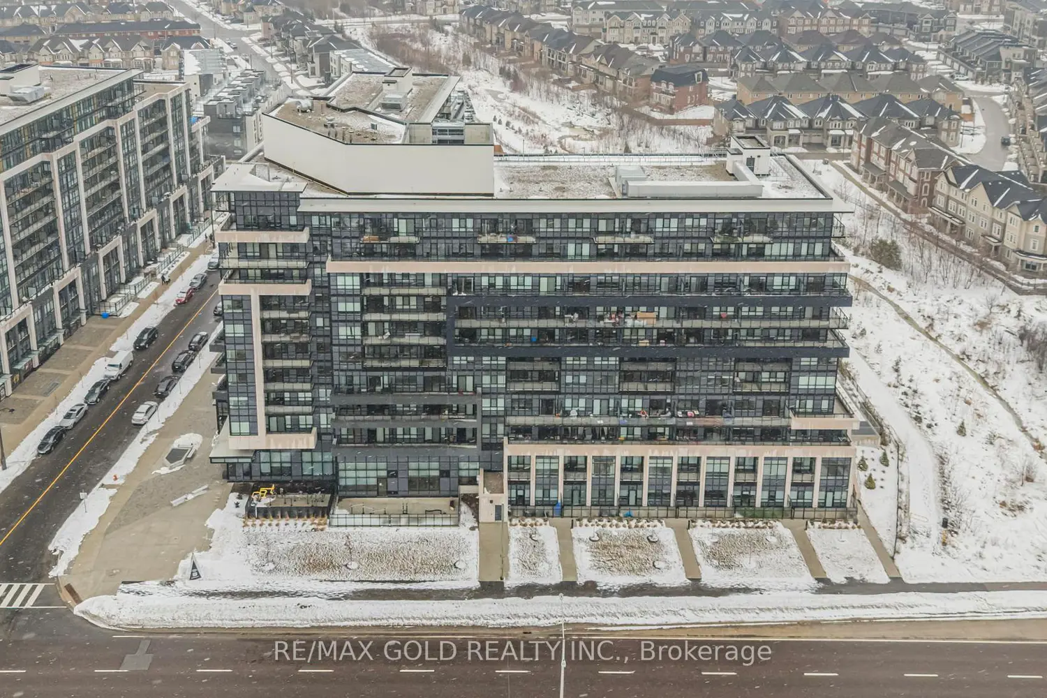 395 Dundas Street 117