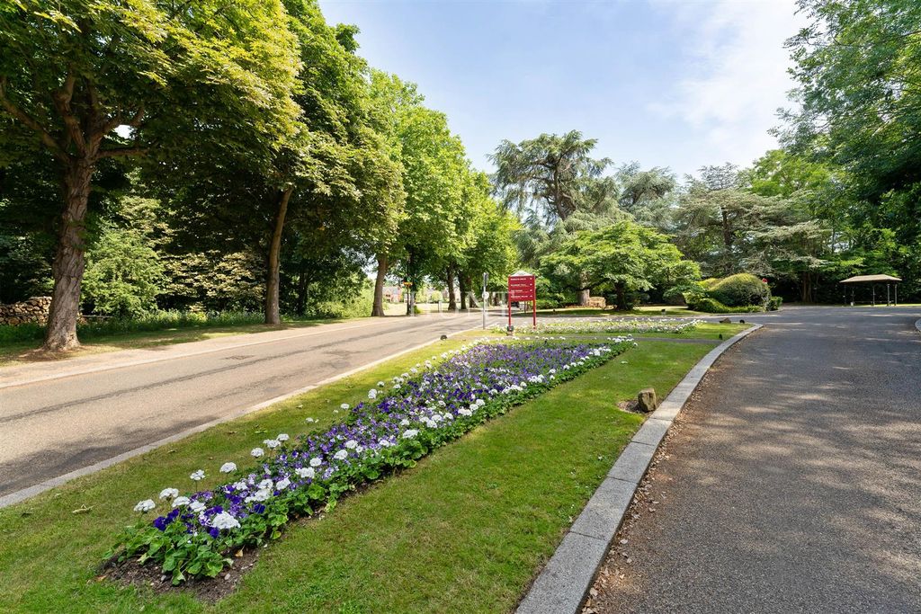 Additional image 37 of 4 bed flat for saleDevonshire House, Repton Park, Woodford Green IG8